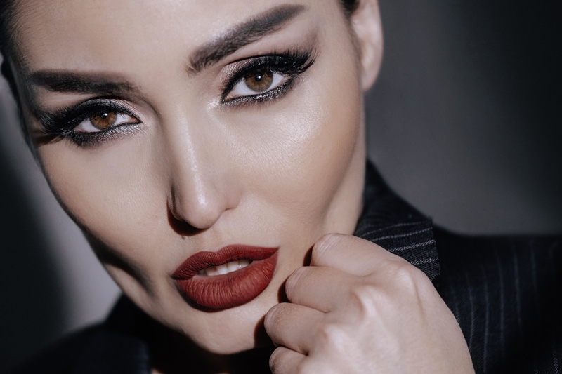 MamaRika з Монікою Белуччі, а Ломакін з Бібером: наші зірки розповіли, з ким мріють піти на побачення